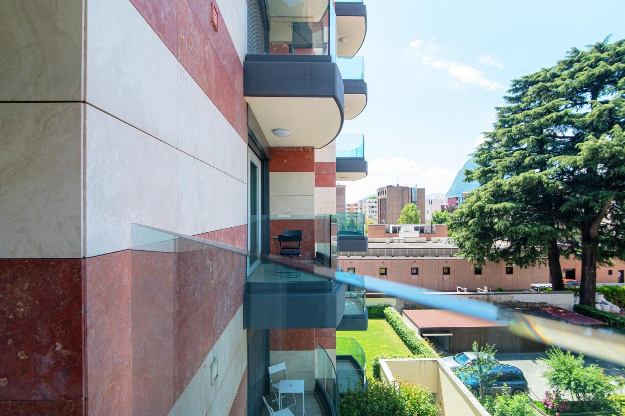 Roggia Apartments By Quokka 360 - Central Flats With Parking Space ルガーノ エクステリア 写真